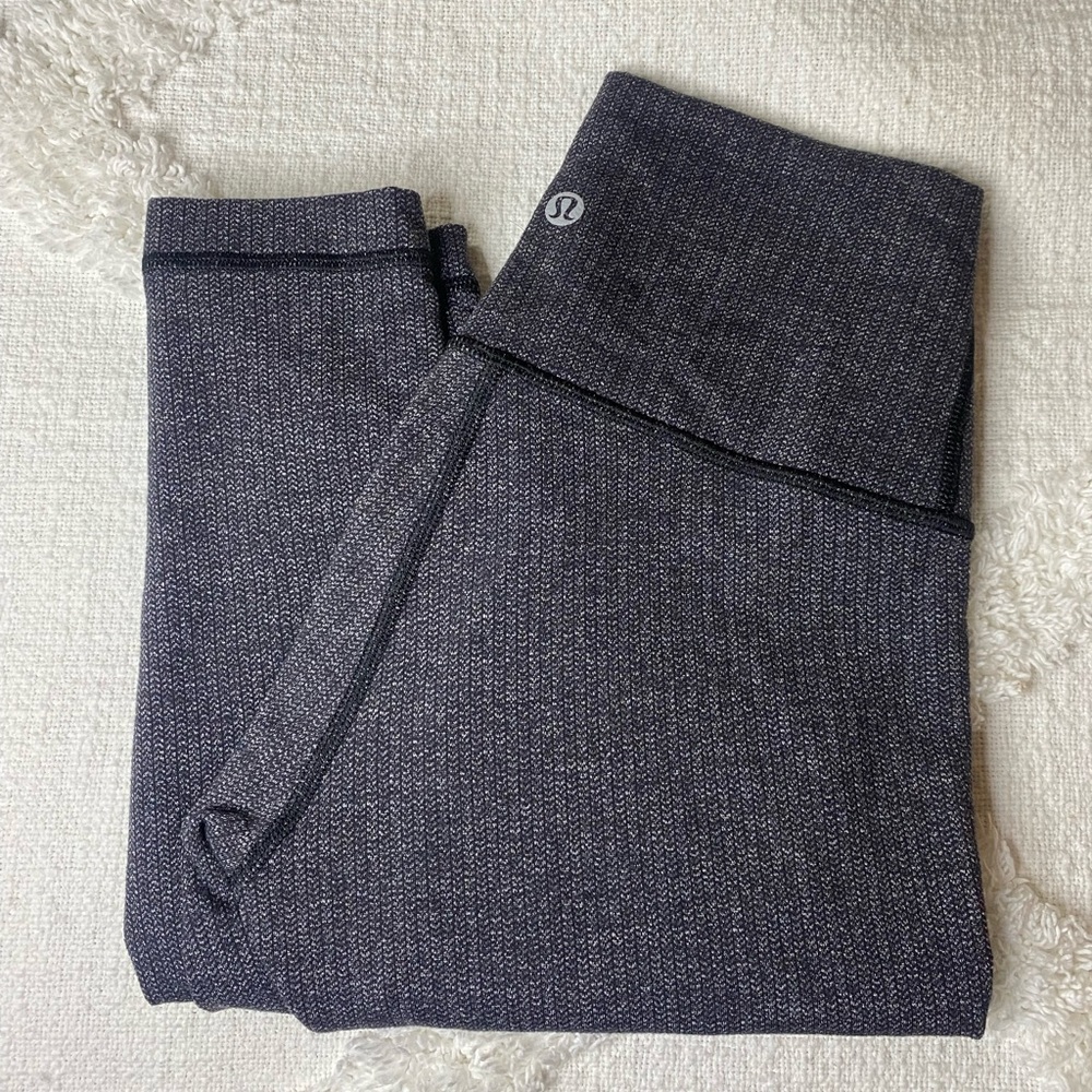 Hardly warn Lulu lemon greyish black leggings!